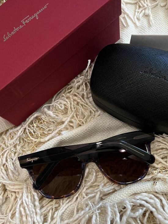 Salvatore Ferragamo Cat Eye Sunglasses Brown Havana NEW